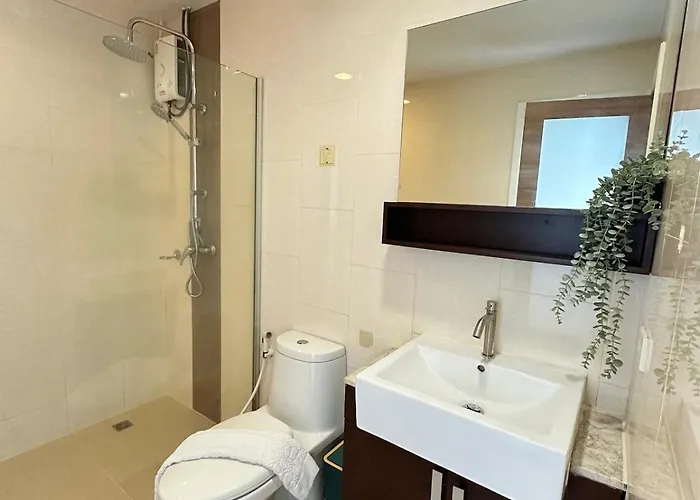 Convenient&peaceful Place In Soi Nai Leot * Bangkok